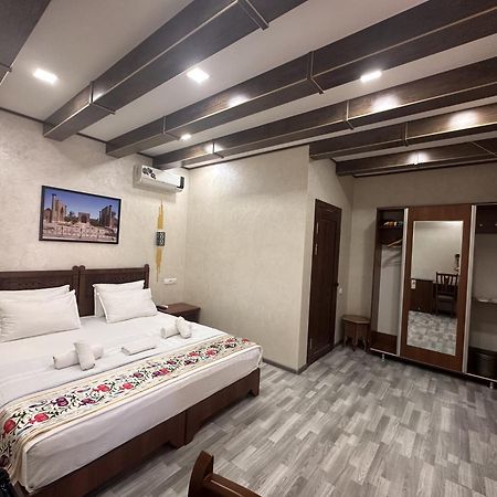Ayub Boutique Hotel بخارى المظهر الخارجي الصورة