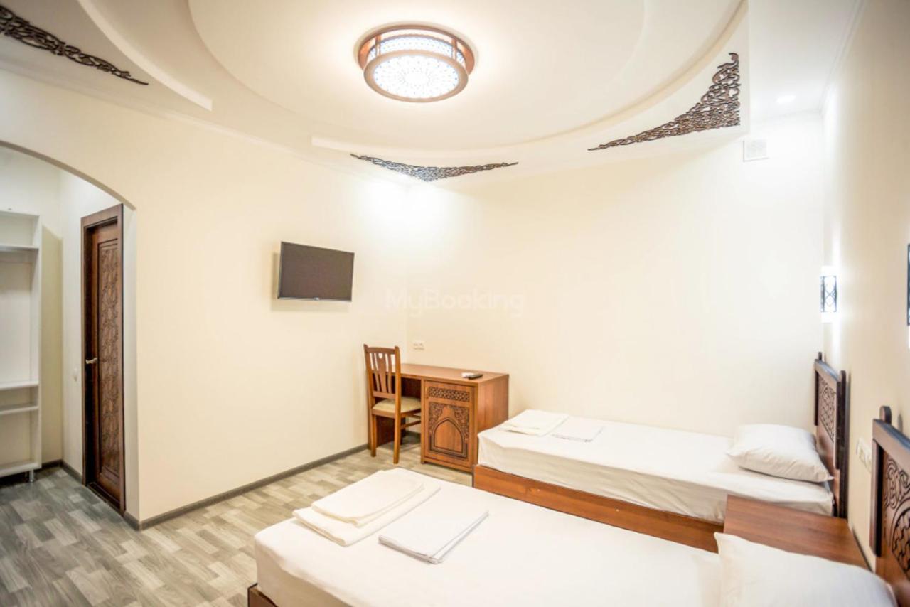 Ayub Boutique Hotel بخارى المظهر الخارجي الصورة